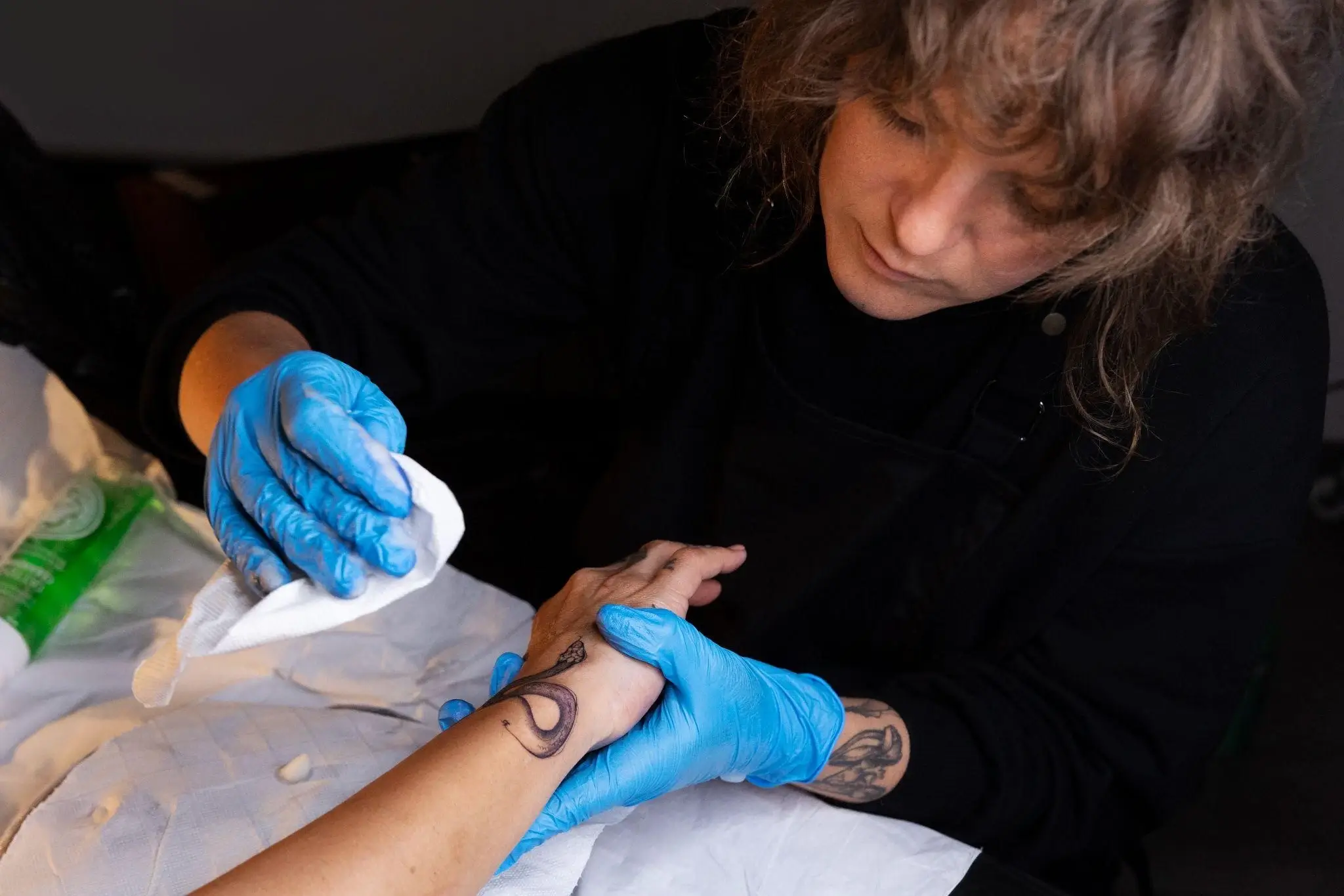 Tattoo removal classes teaching essential laser, skin assessment and safety skills